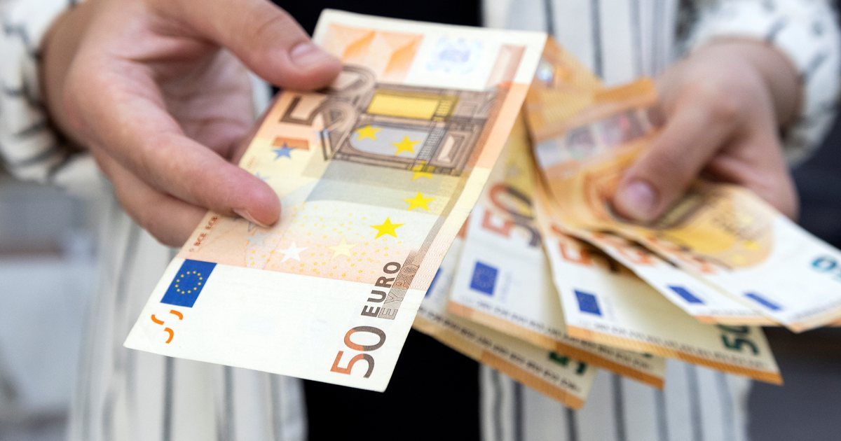  Euro në rënie pas rezultateve të zgjedhjeve evropiane