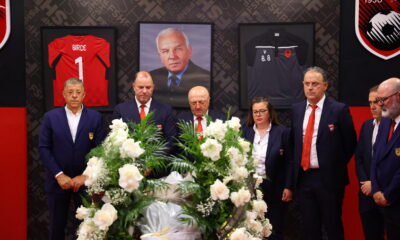 Tributes in honor of Bejkush Birçe, the AFL honors the soccer legend